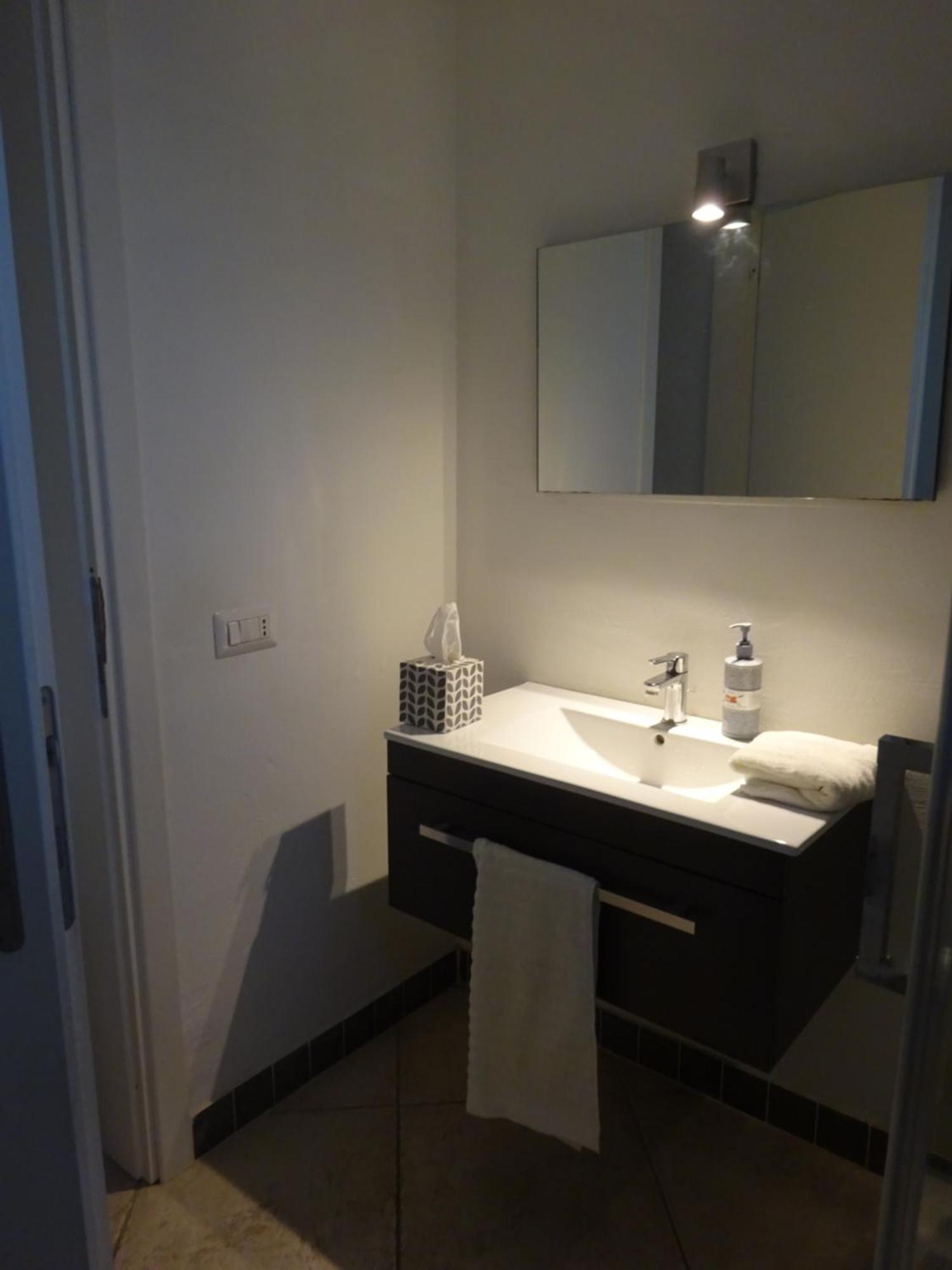 Appartamento White - San Pantaleo Esterno foto