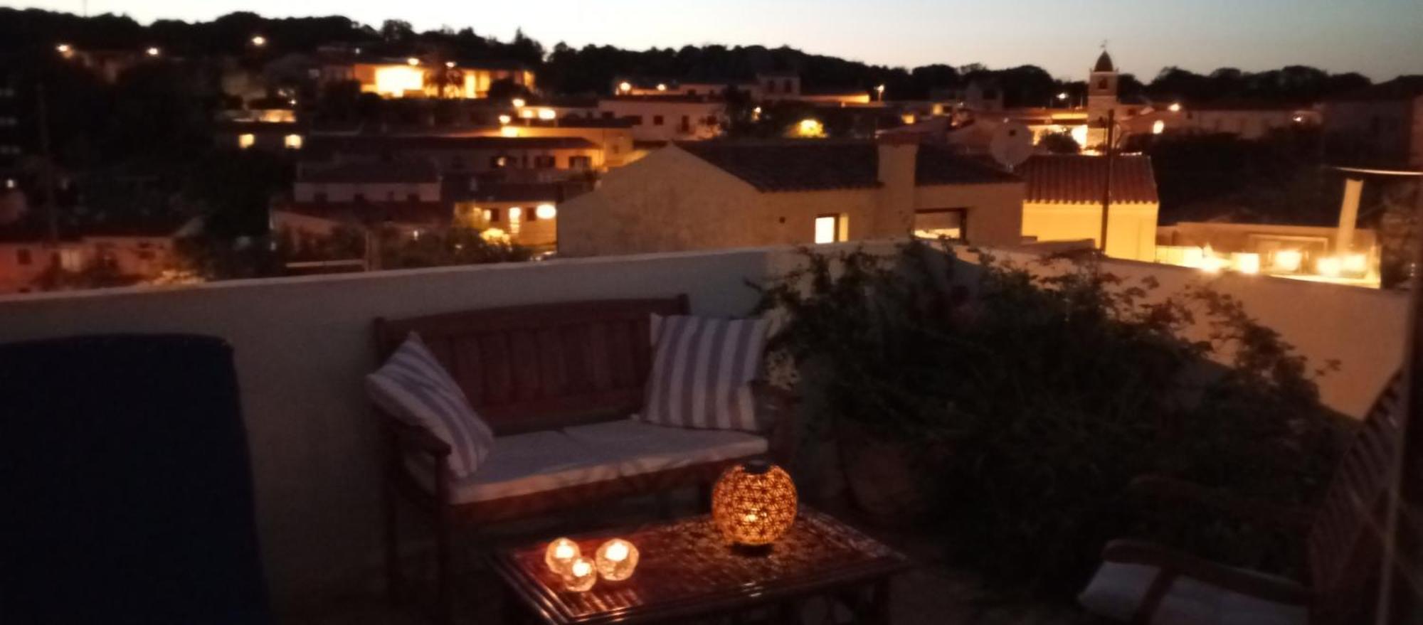 Appartamento White - San Pantaleo Esterno foto