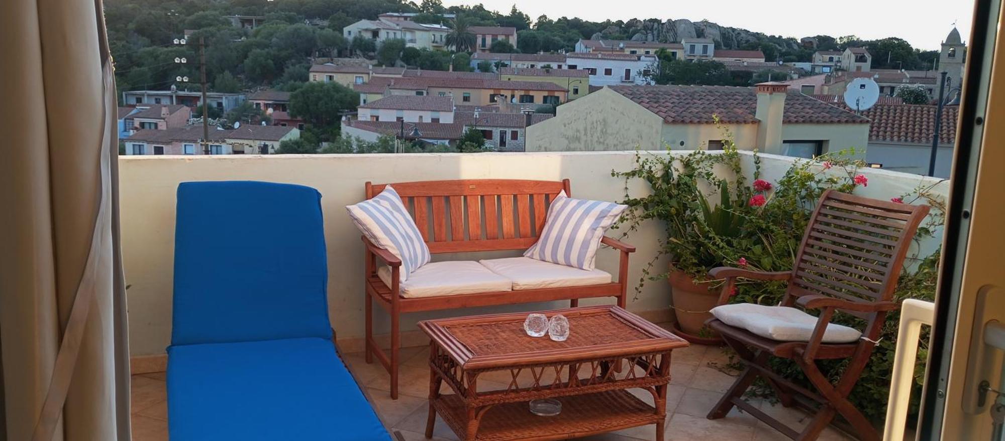 Appartamento White - San Pantaleo Esterno foto